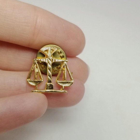 Vintage Jewelry Vintage Scales Of Justice Libra Astrology Symbol